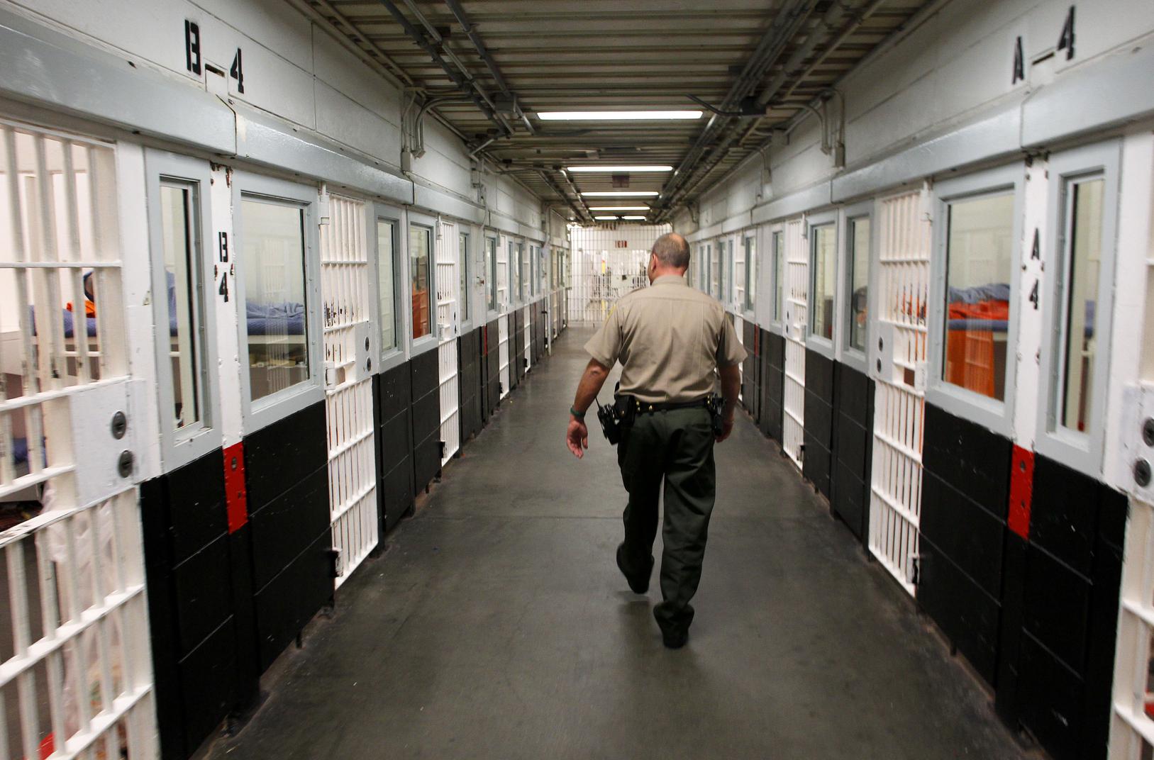 Disabled inmate wins $500,000 jury award against S.F. after guard ordered him to hop to cell - Vimarsana News