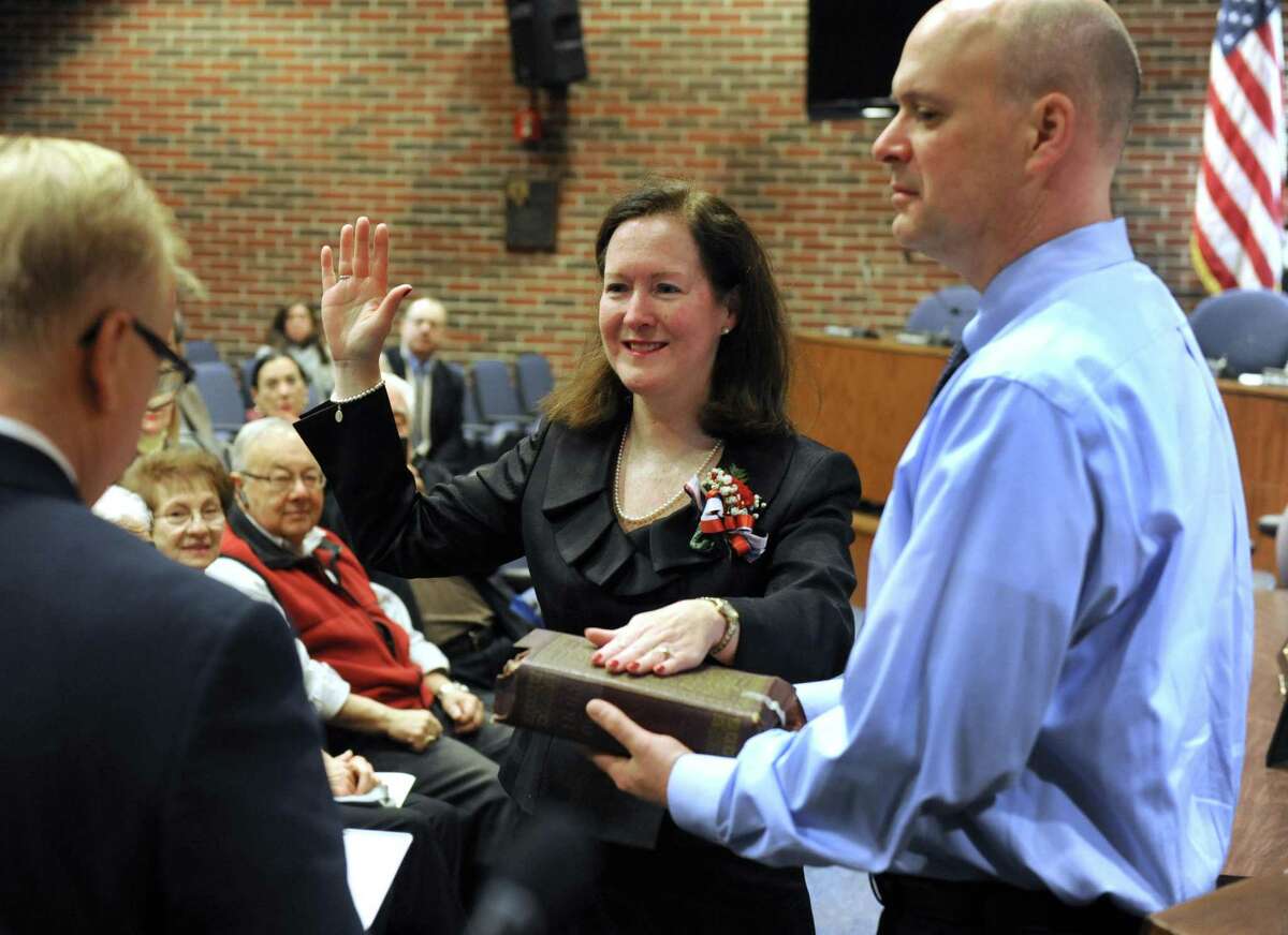 Retiring Danbury probate judge reflects on 32 years serving court that