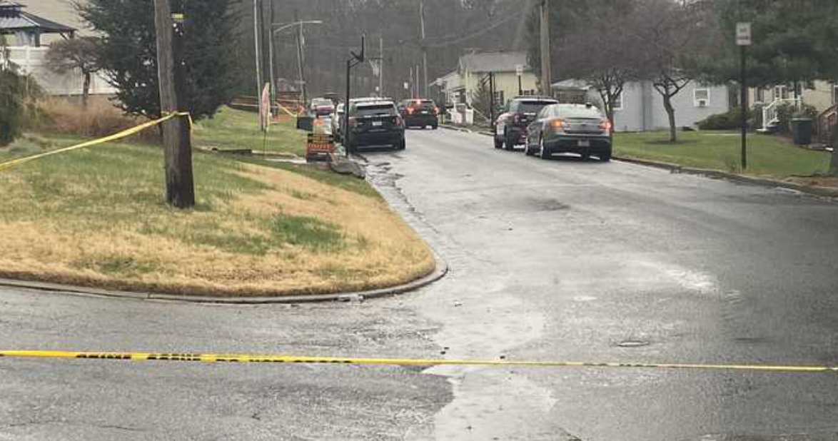 Official: 1 officer fatally shot, 2 officers injured in Pennsylvania