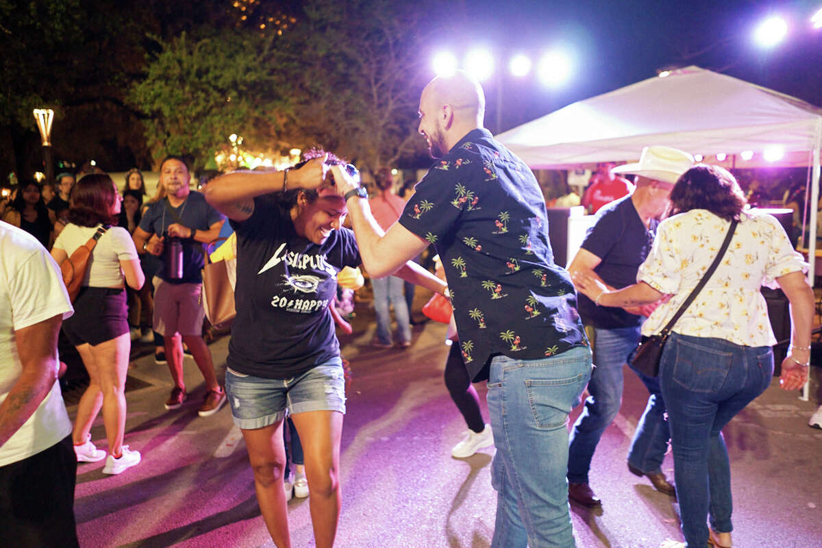 San Antonio sure loves to dance.