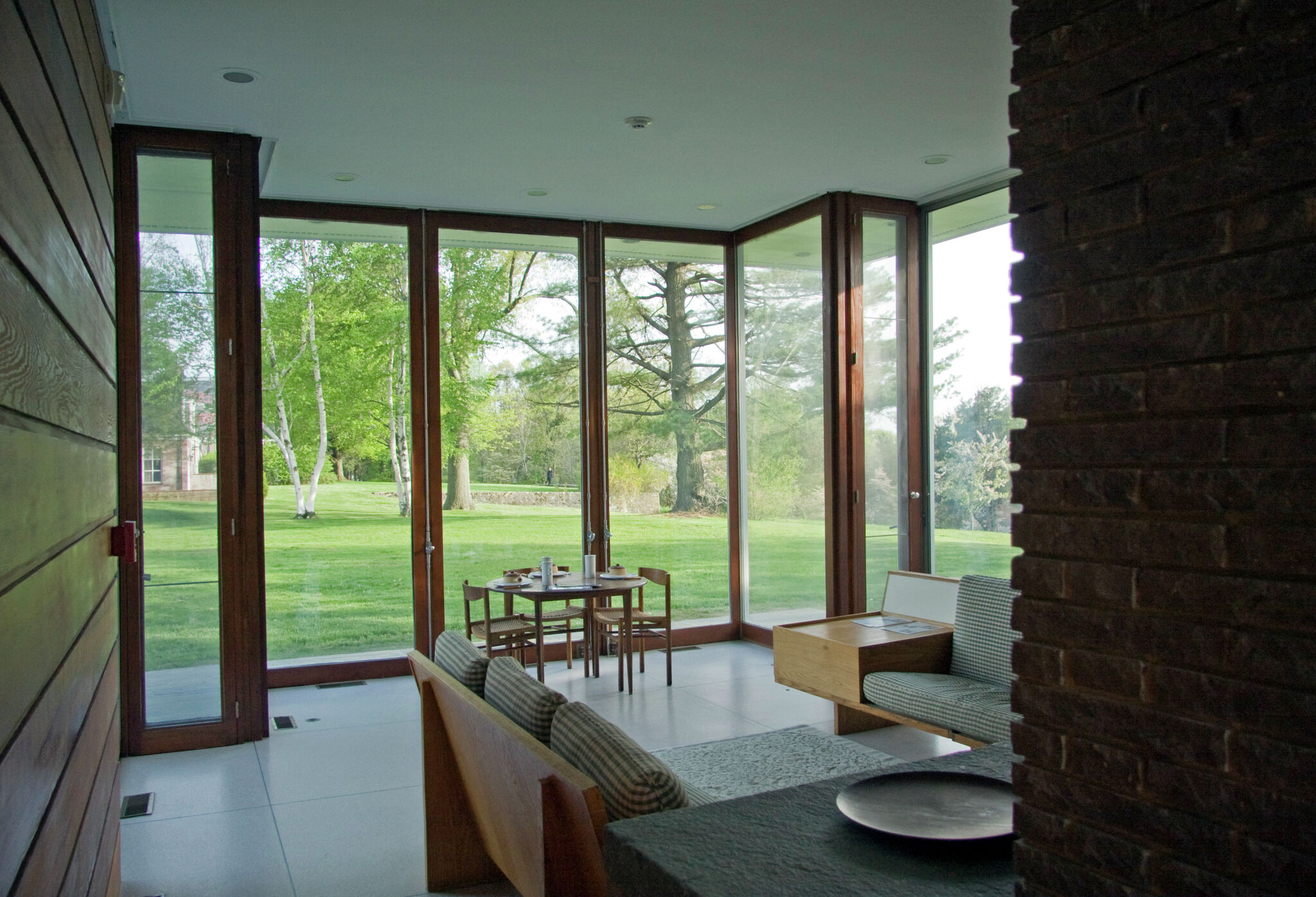 Column: How 'The Harvard 5' brought Mid-Century Modernism to CT
