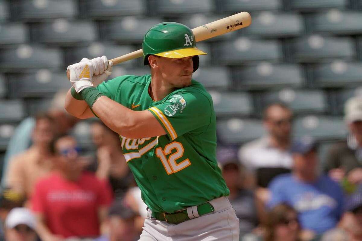 How A's catcher Sean Murphy is trying to become a star at the plate, not  just behind it