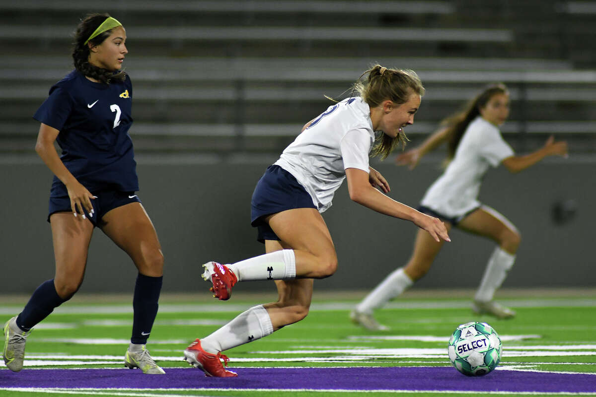 Girls soccer: Tomball Memorial advances to regional tournament