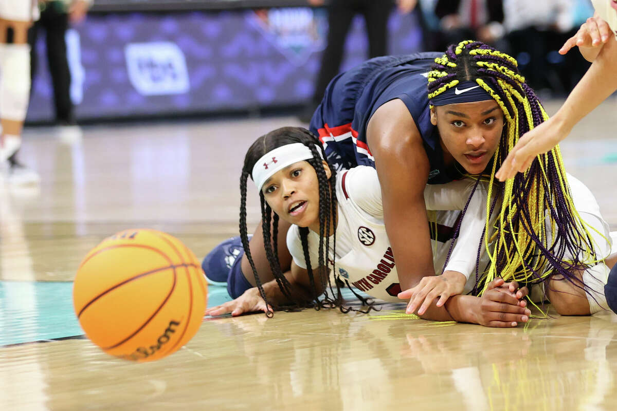 women's basketball face mask