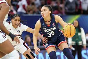 Azzi Fudd’s goal is to be healthy for sophomore season with UConn