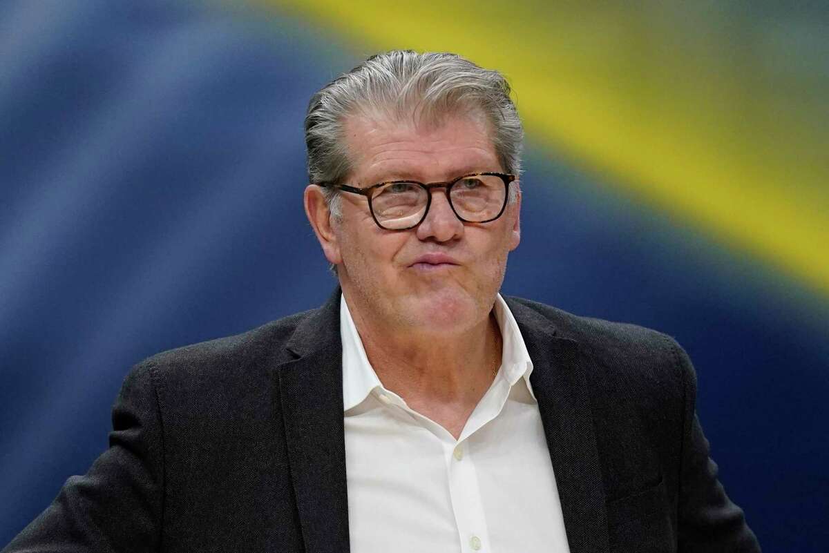 UConn head coach Geno Auriemma reacts during the second half of a college basketball game in the final round of the Women's Final Four NCAA tournament Sunday, April 3, 2022, in Minneapolis. (AP Photo/Charlie Neibergall)
