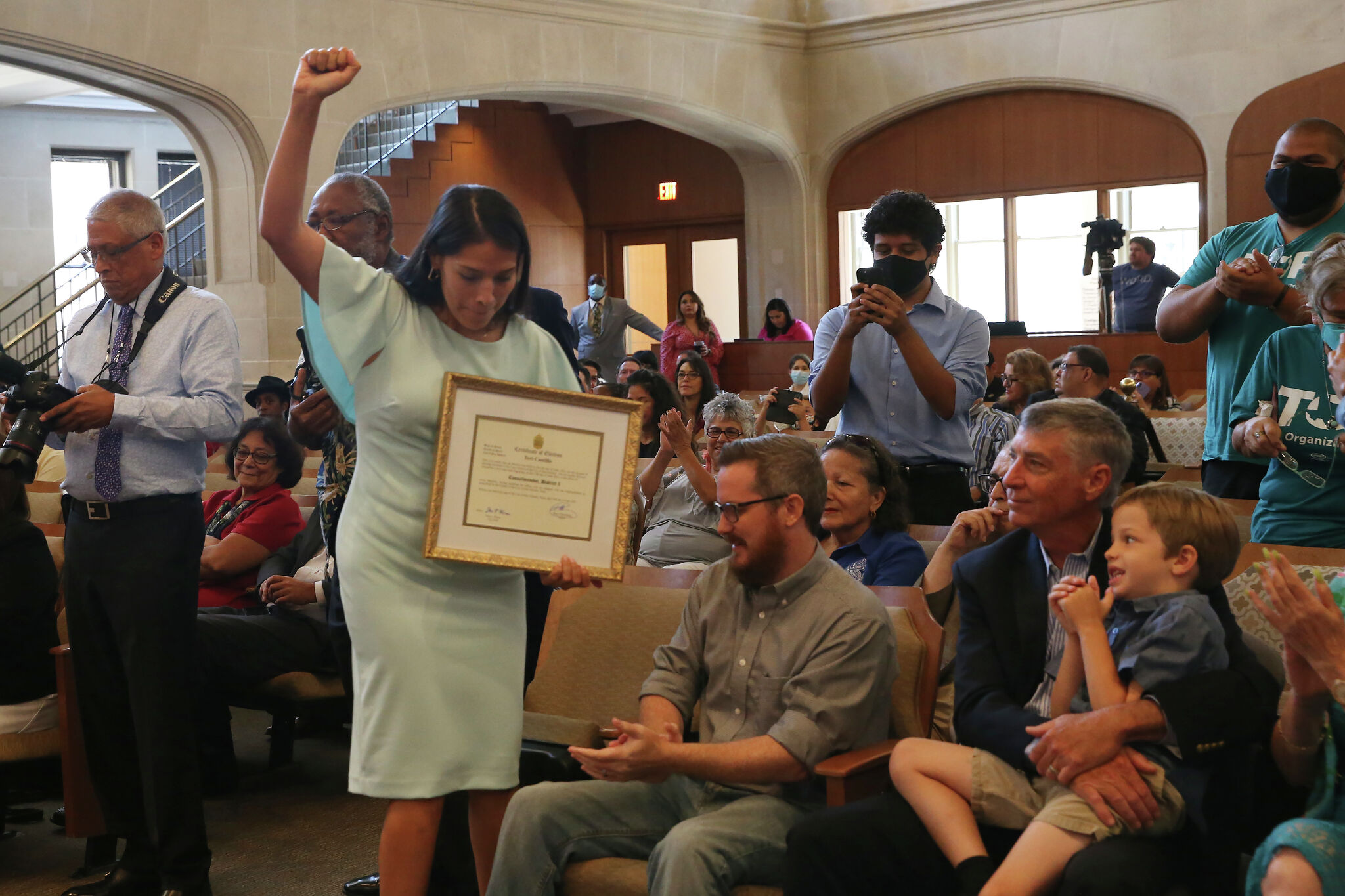 Texas has fewest number of women in local government, new data shows - Vimarsana News