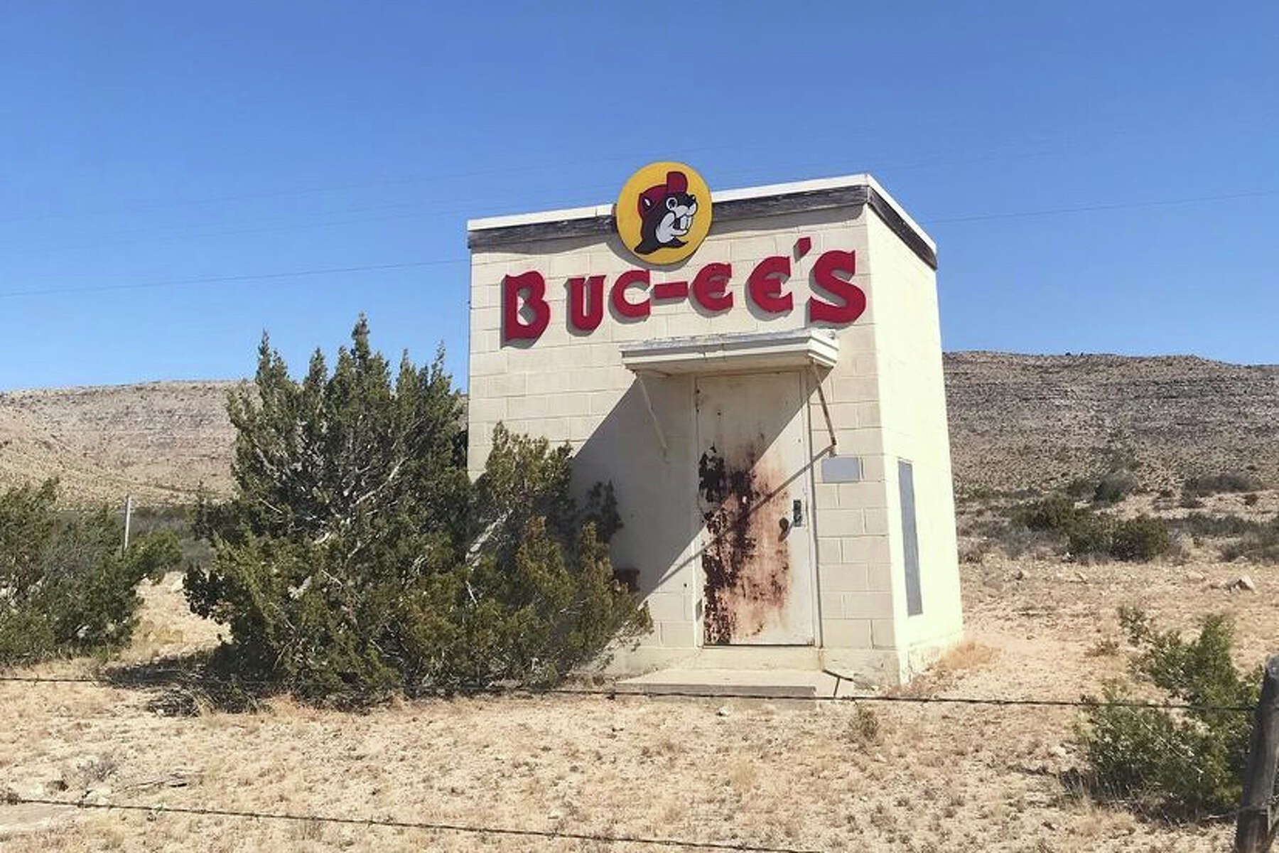 Buc-ee's Don't Mess with Texas Hat | Texas Snax Red Logos - Buc-ee's