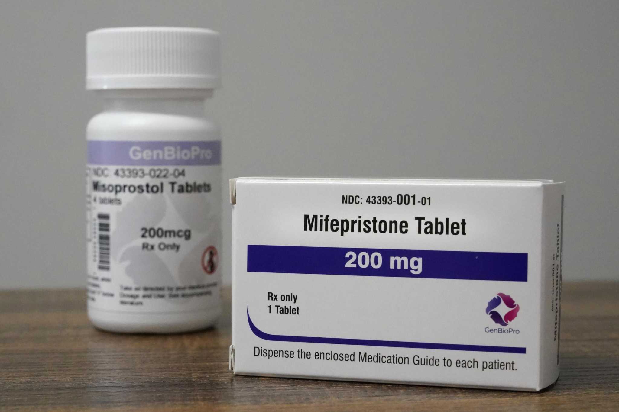 States work to impede doctors who offer abortion pills across state lines - Vimarsana News