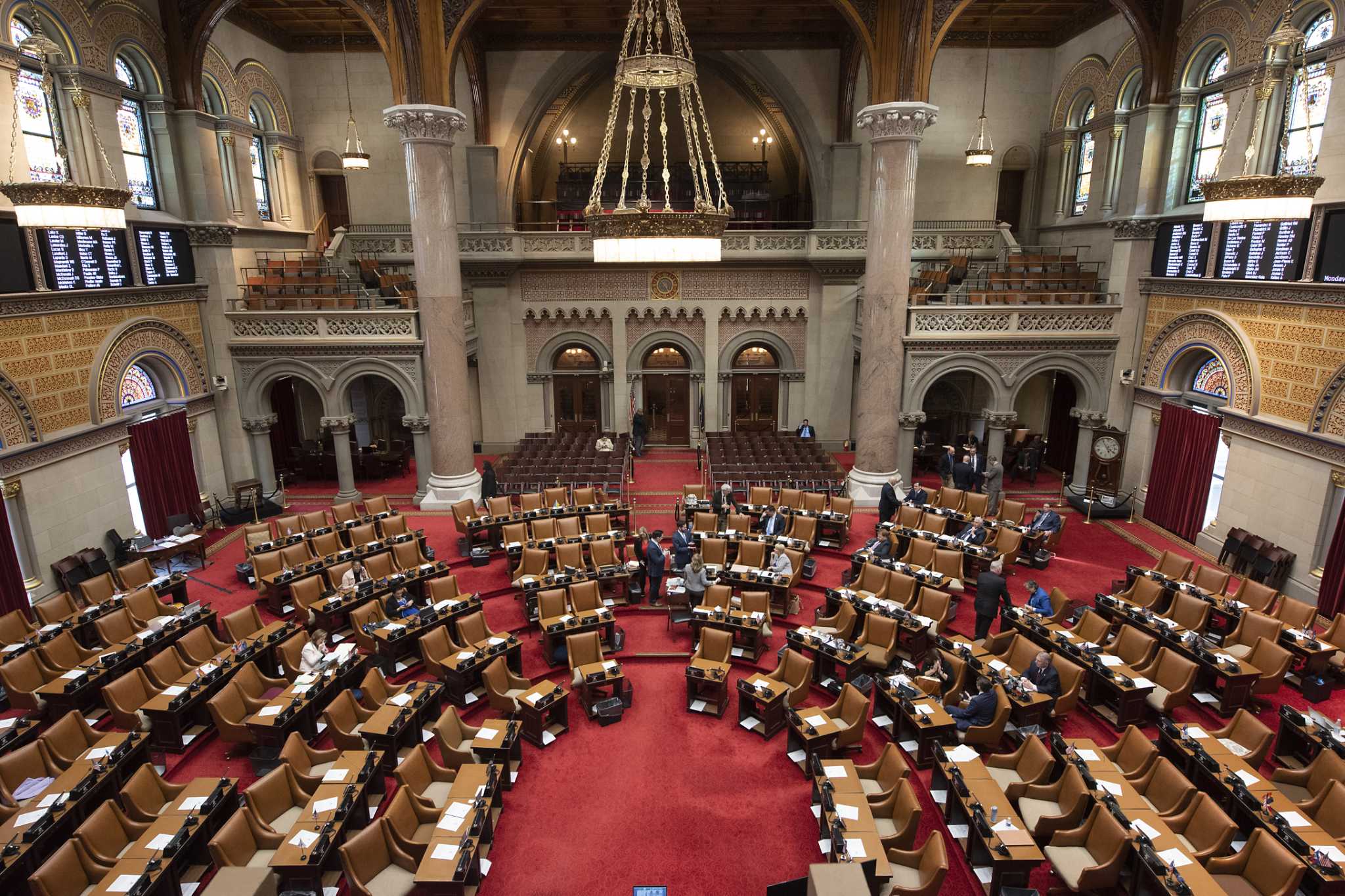 Longshot Assembly candidates faced a mogul's millions - Vimarsana News