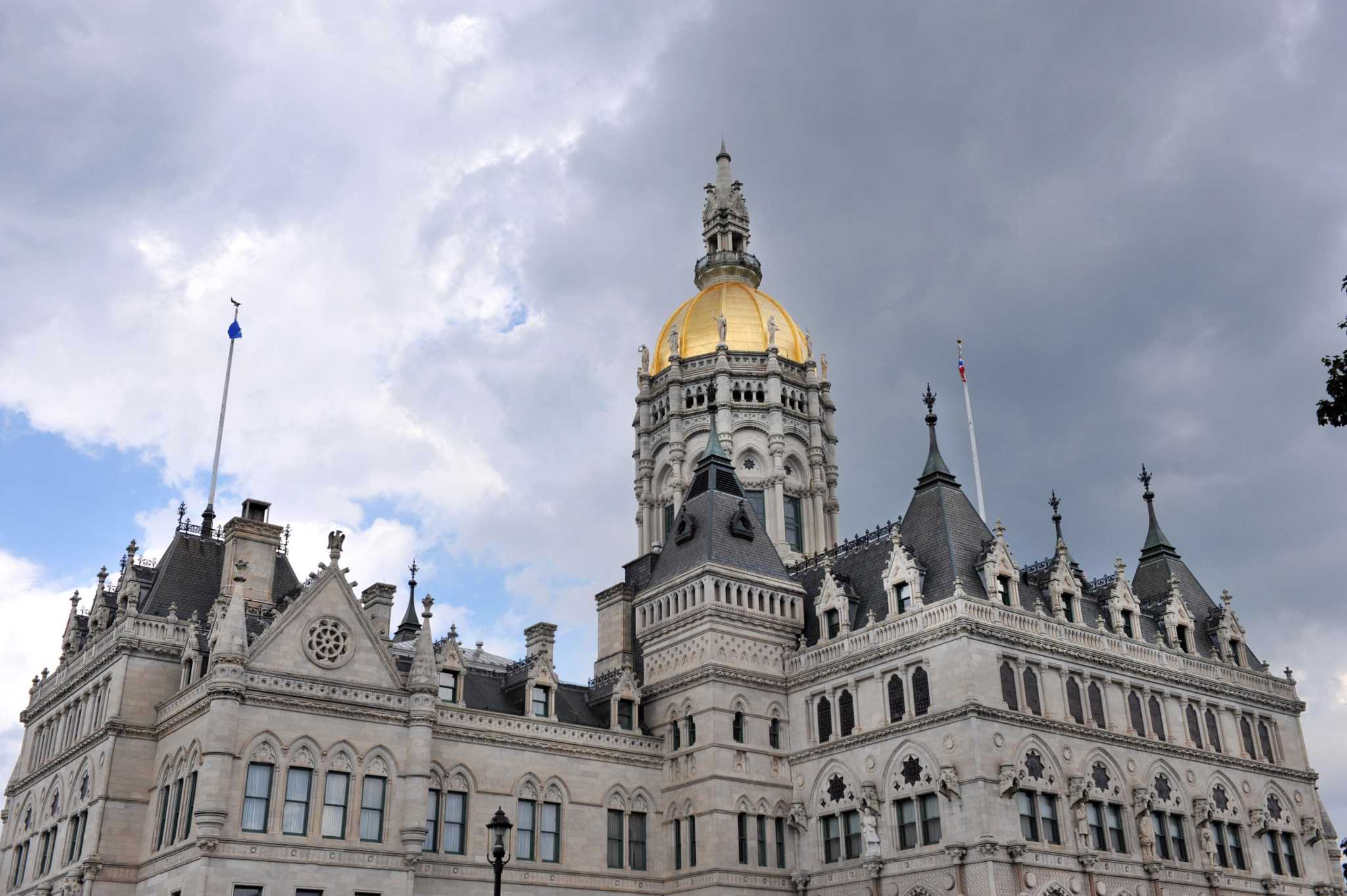 In short session at CT Capitol, Democratic push for stronger gun reforms falls short - Vimarsana News