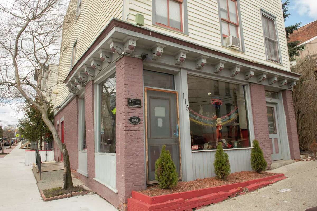 Like its icon, Betty Boops Diner in Albany here to stay