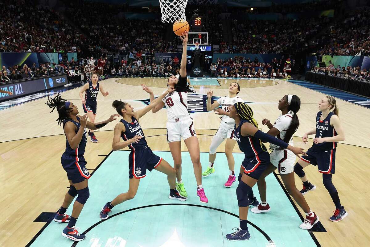 An early look at the 2022-23 UConn women’s basketball roster