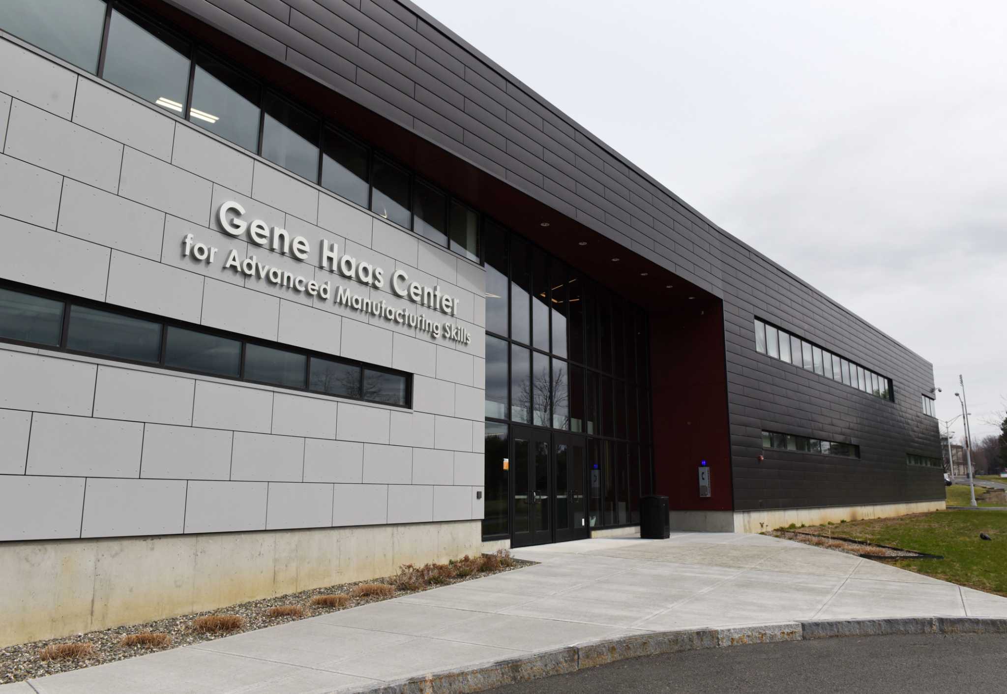 HVCC complies with SUNY mandate, will require COVID-19 vaccination HVCC complies with SUNY mandate, will require COVID-19 vaccination