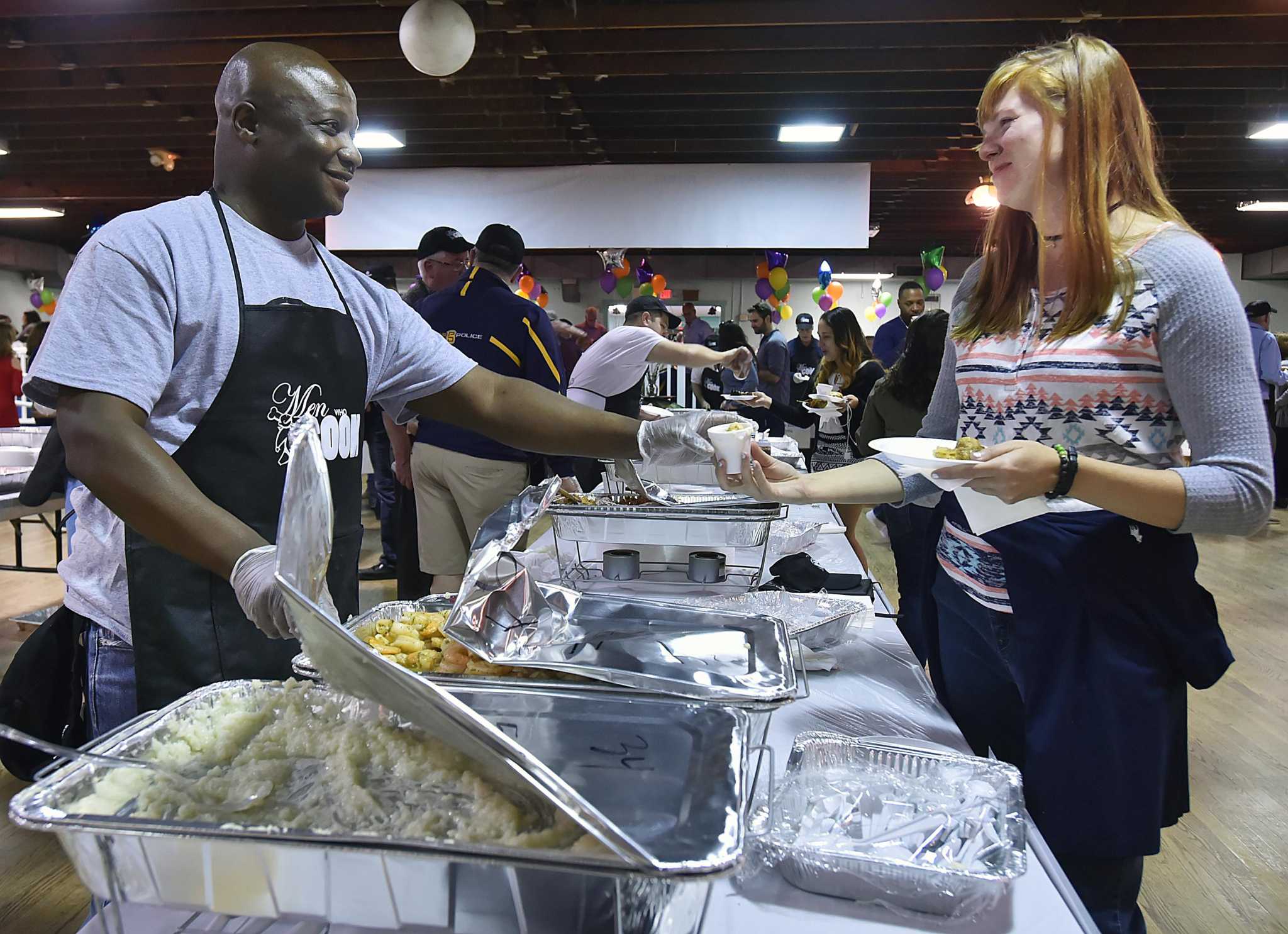 Derby nonprofit offers 'Men Who Cook' cookbook - Vimarsana News