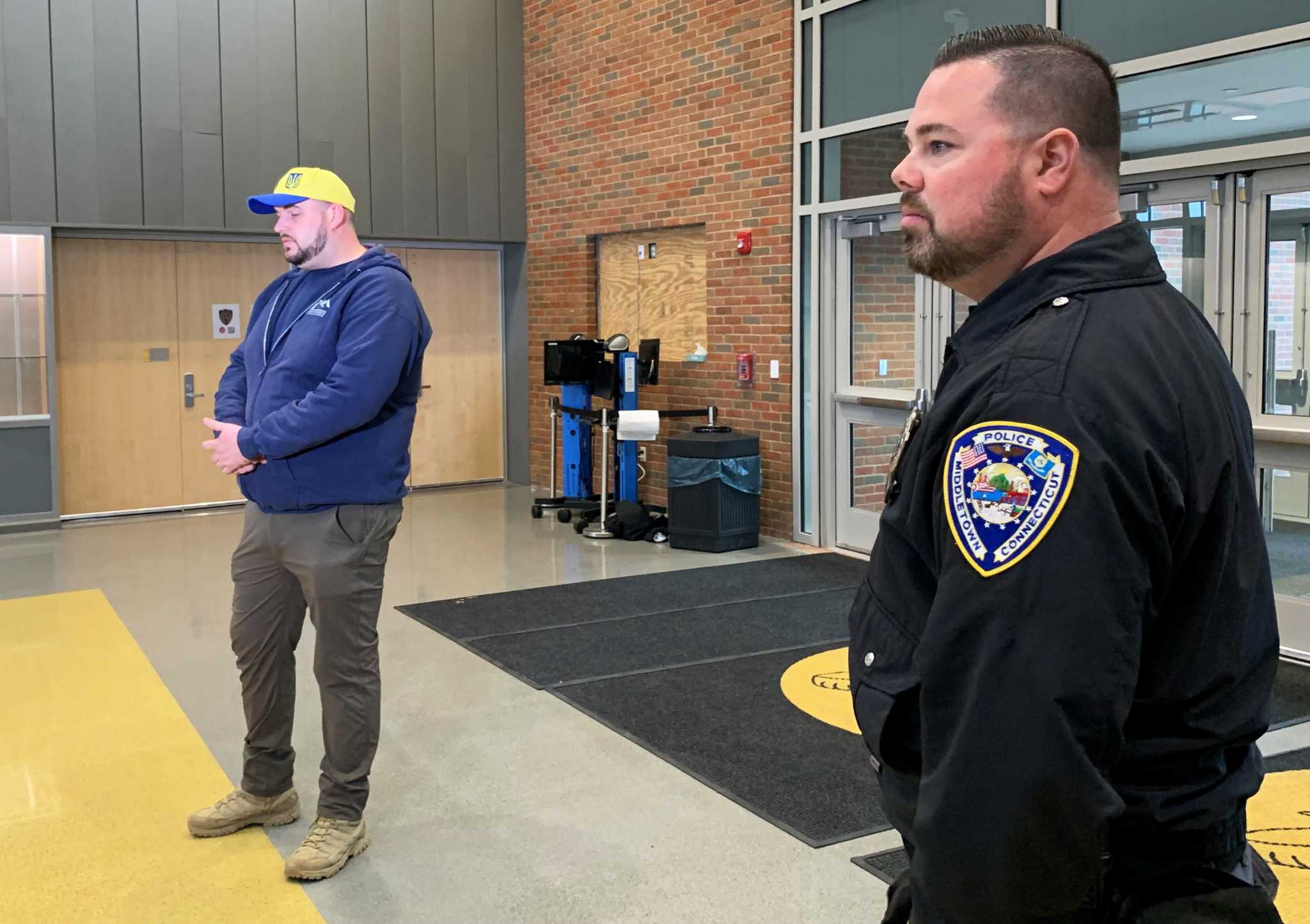 Middletown students collect medical supplies, help police fill trailer bound for Ukraine - Vimarsana News