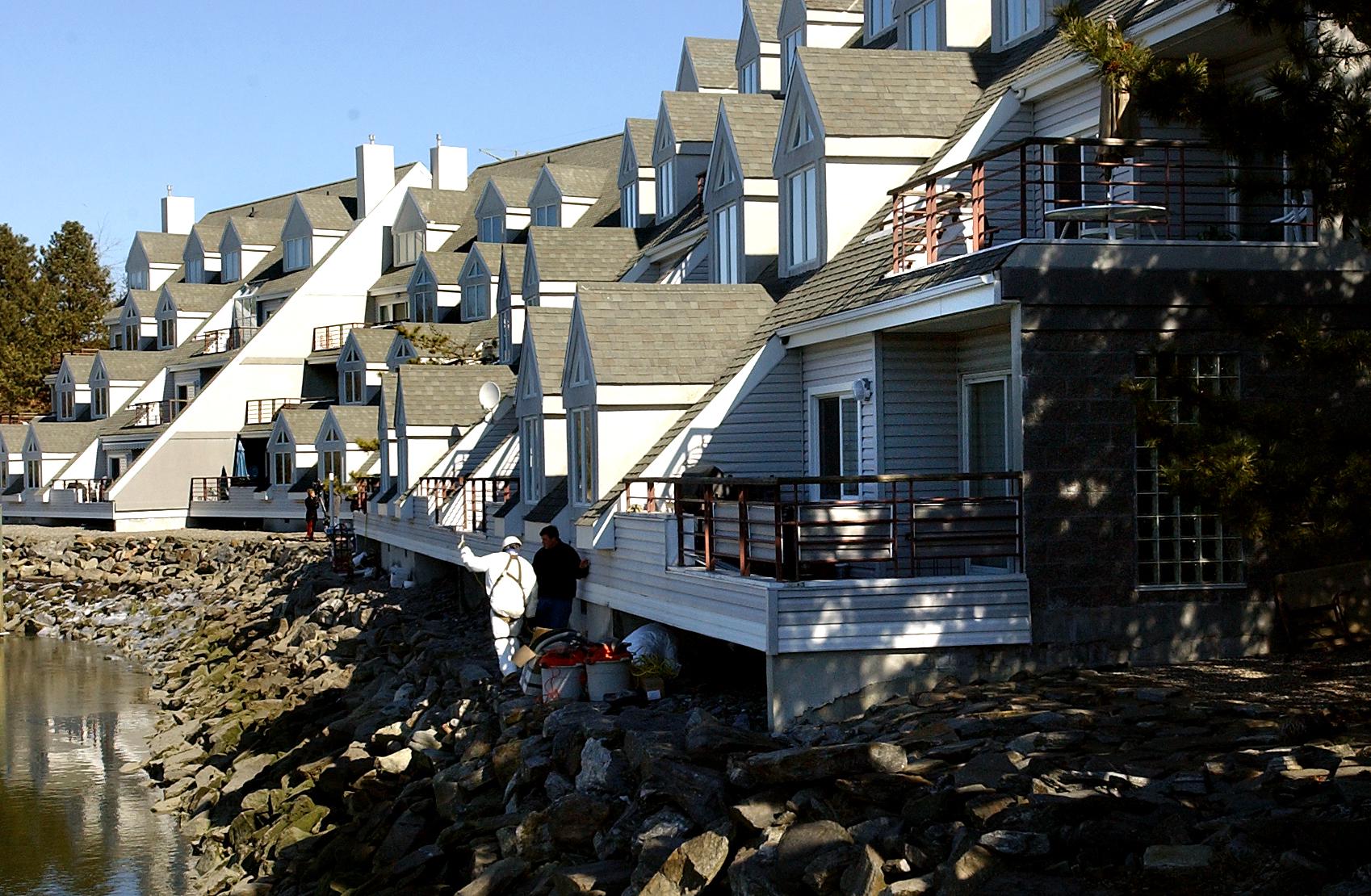 Milford P&Z tables vote on Caswell Cove condo expansion