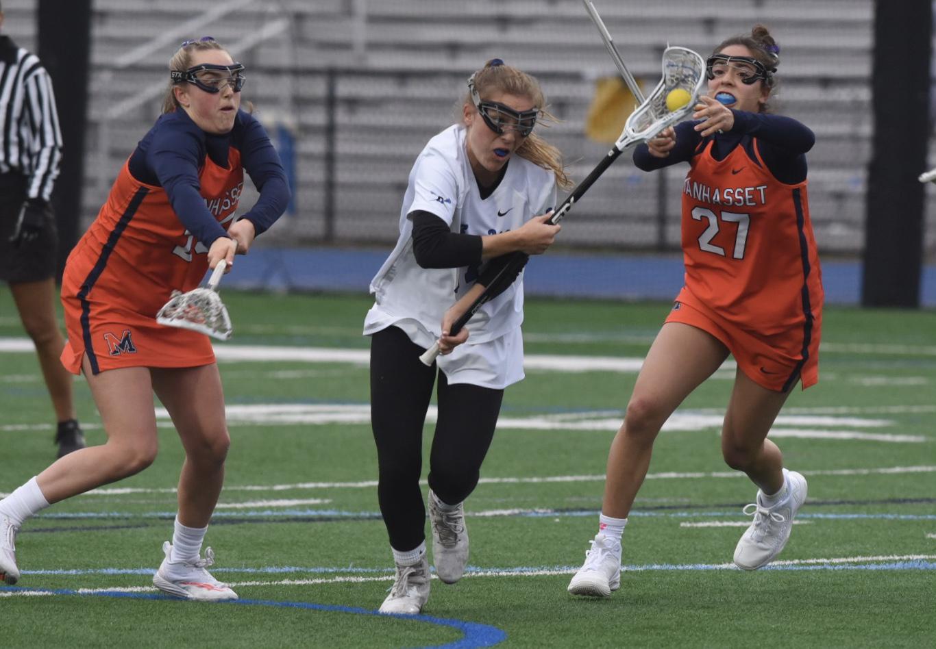 Stein, Humphrey lead Darien past Manhasset - Vimarsana News