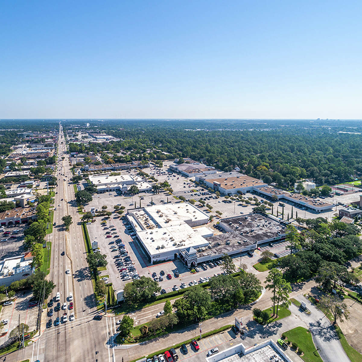First National Realty Partners has acquired Champions Village Shopping Center at 5215 FM 1960 in northwest Houston. JLL Capital Markets represented the seller, New Market Properties.