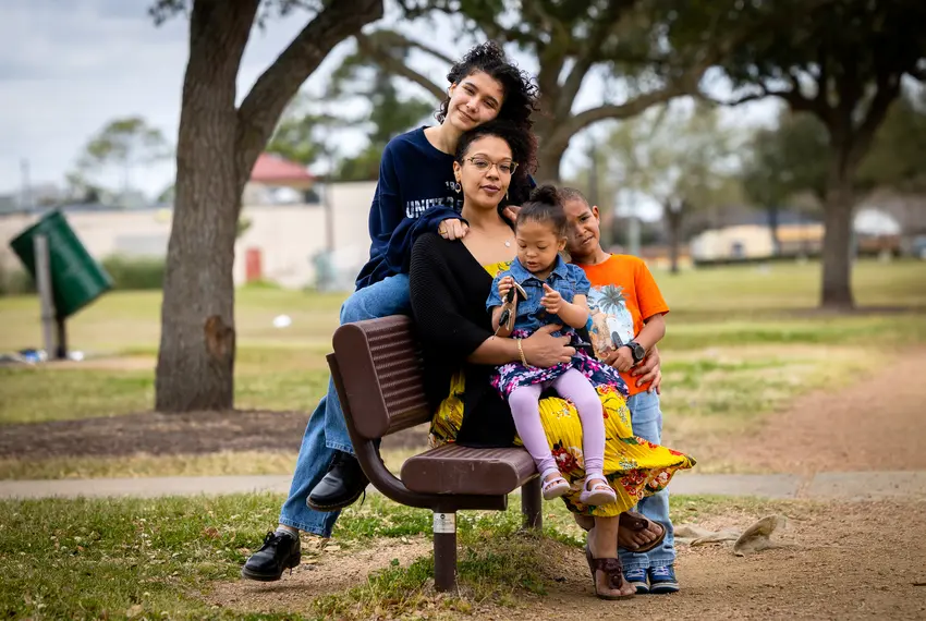 Some landlords got a piece of Texas' $2 billion in rent relief money—and evicted their struggling tenants anyway - Vimarsana News