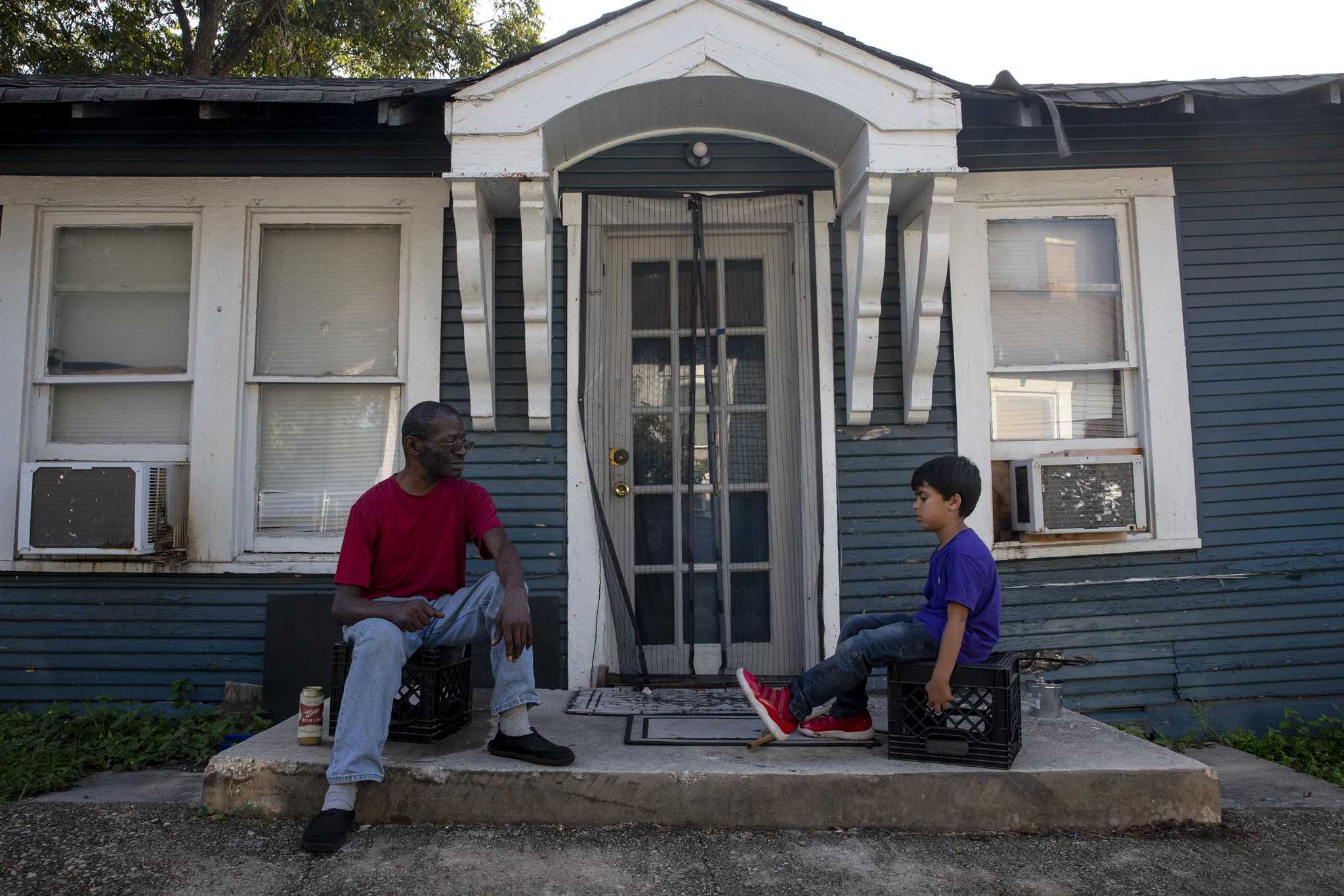 The apartment complex didn't have hot water for over a year. Then the tenants were evicted. - Vimarsana News
