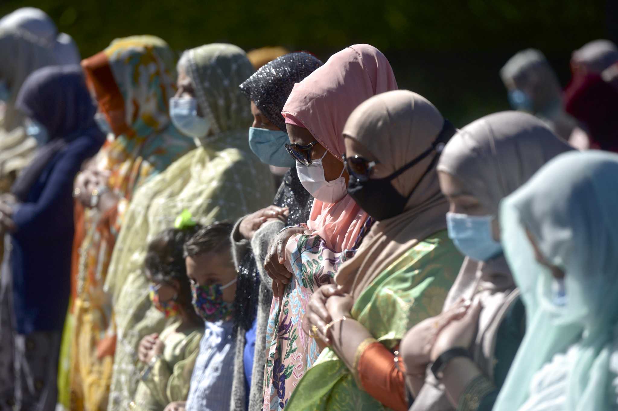 Bridgeport students advocate for Eid's adoption as school holiday - Vimarsana News