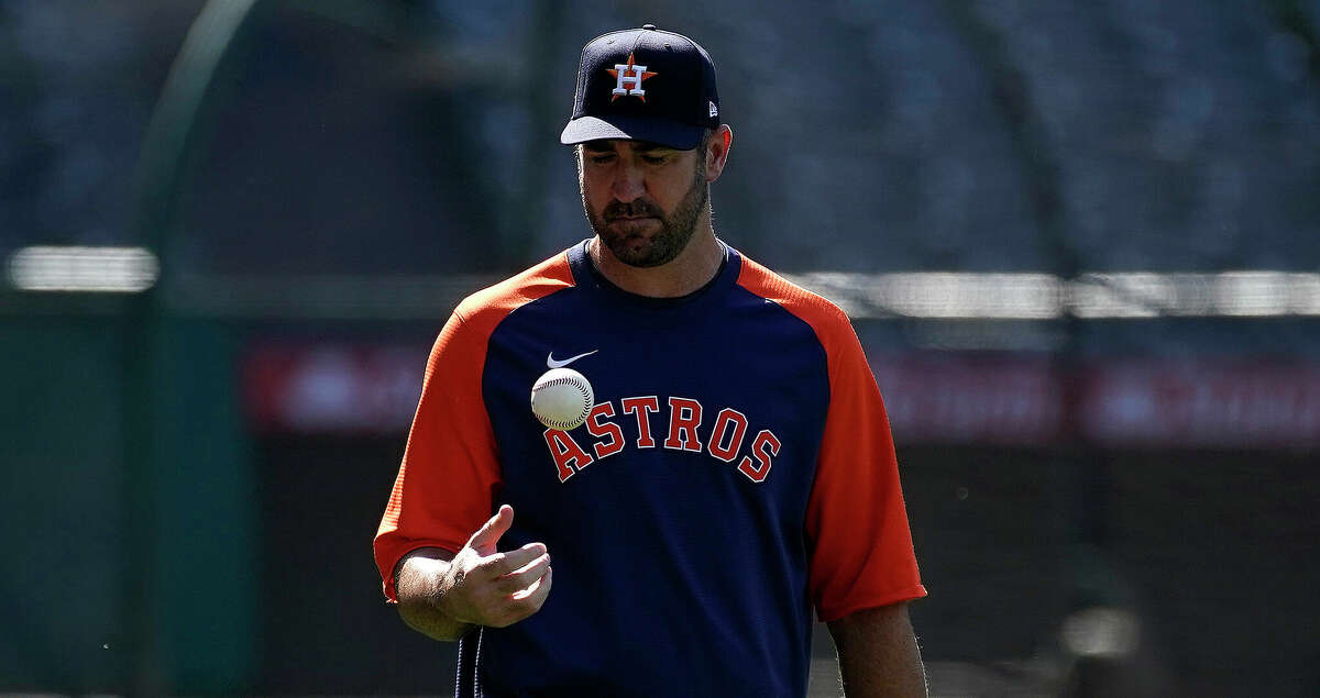 Breaking down ALL ANGLES of Houston Astros TRADING for Justin Verlander! 