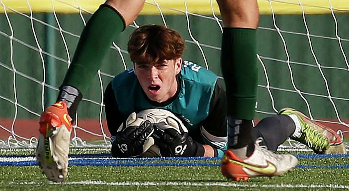 Reagan boys breeze to the Region IV-6A soccer final Reagan boys breeze to the Region IV-6A soccer final