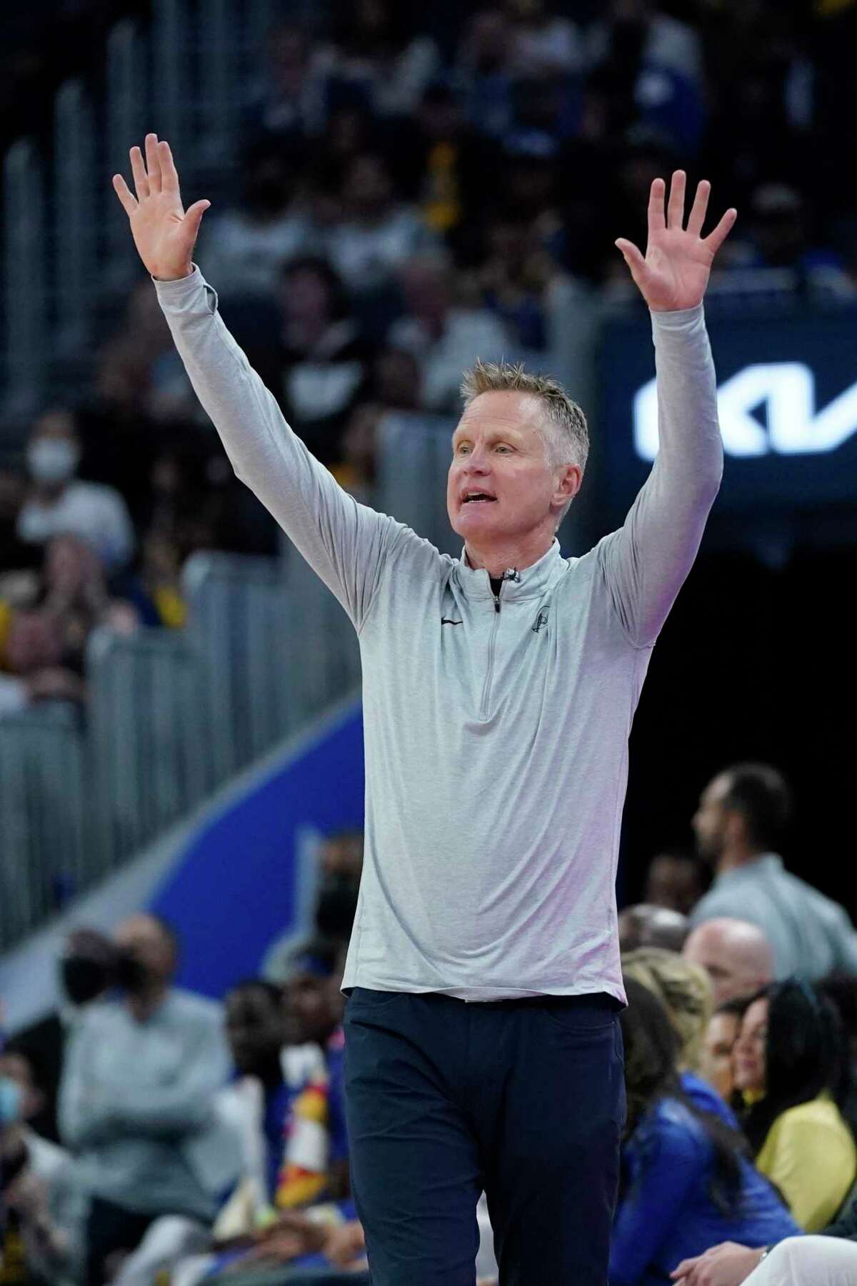 Head coach Steve Kerr will guide the Warriors against the Pelicans at 6:30 p.m. Sunday in Golden State’s regular-season finale. (TNT, NBCSBA)