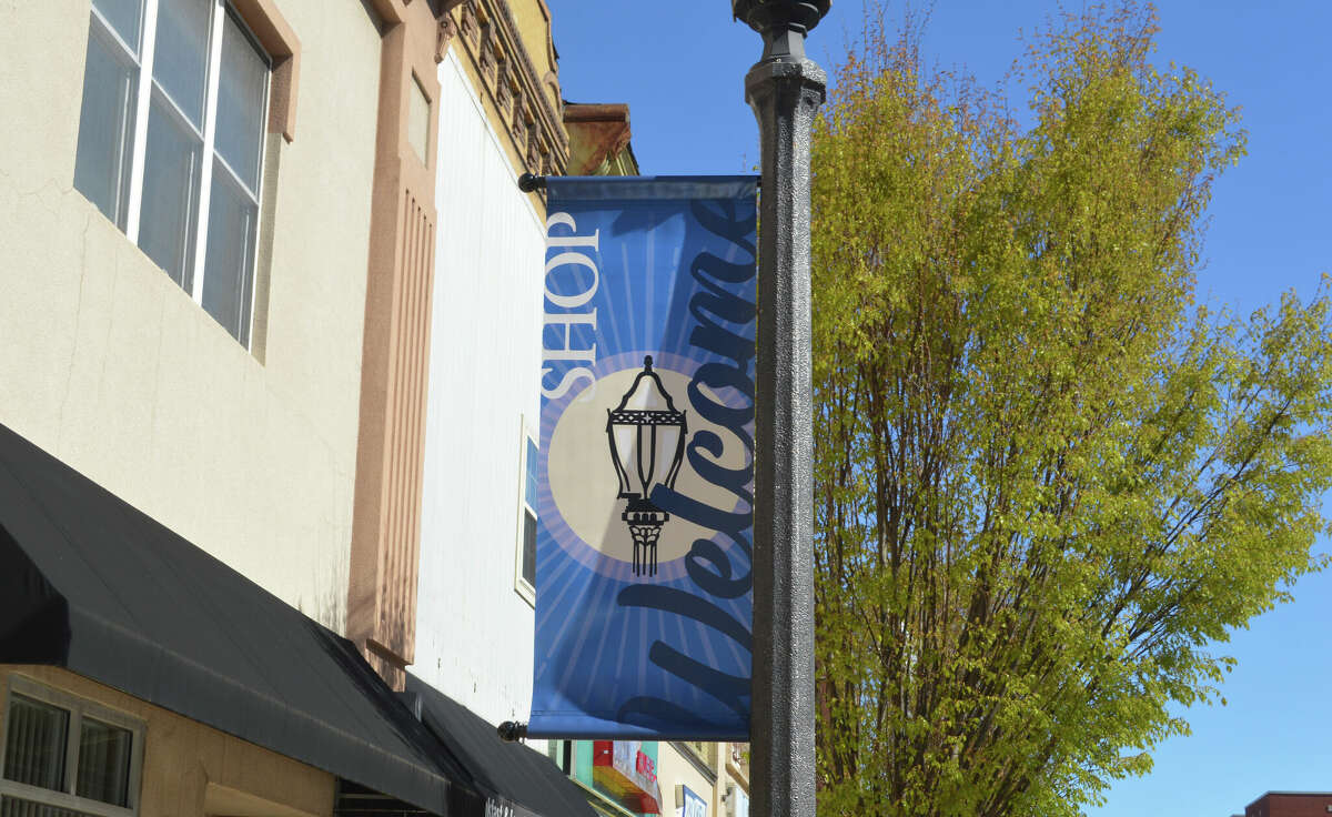 Tourism offers a unique Main Street experience for outside visitors. The downtown areas of Edwardsville, Collinsville and Alton offer a variety of locally owned shops and restaurants. 