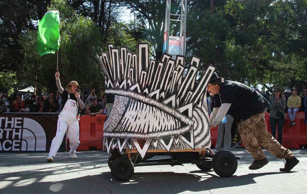 Hairy Eyeball' and fellow racers bring long-absent Soapbox Derby