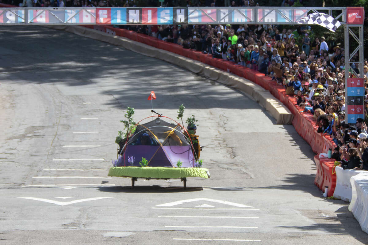 San Francisco's soapbox derby makes a comeback