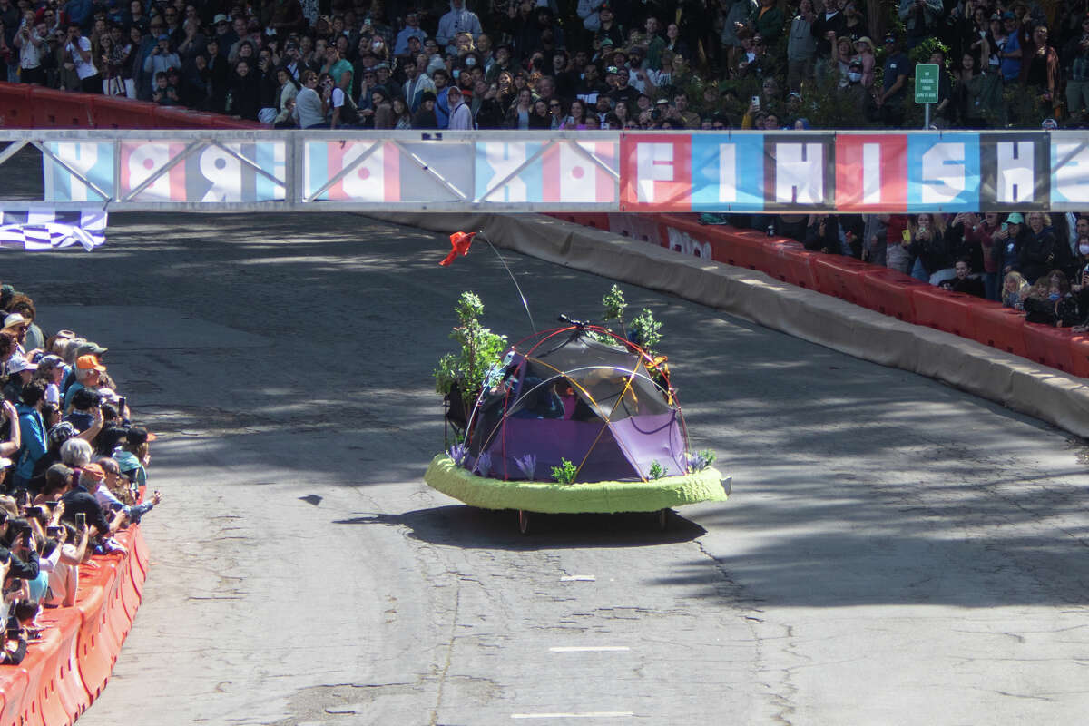 San Francisco's soapbox derby makes a comeback