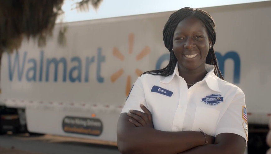 Walmart offers drivers $110,000 starting pay amid trucker shortage - Vimarsana News