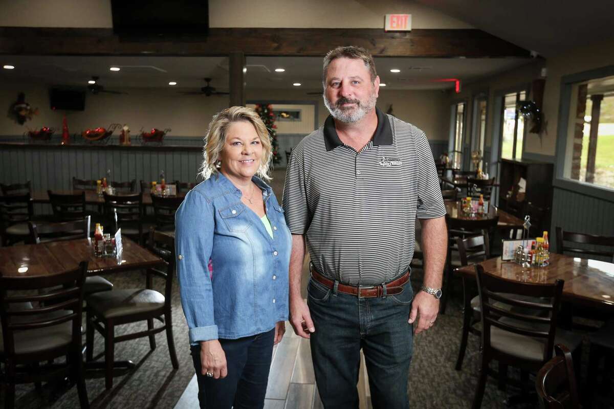 Conroe’s Joe’s Italian Restaurant pays tribute to Buster Bowers