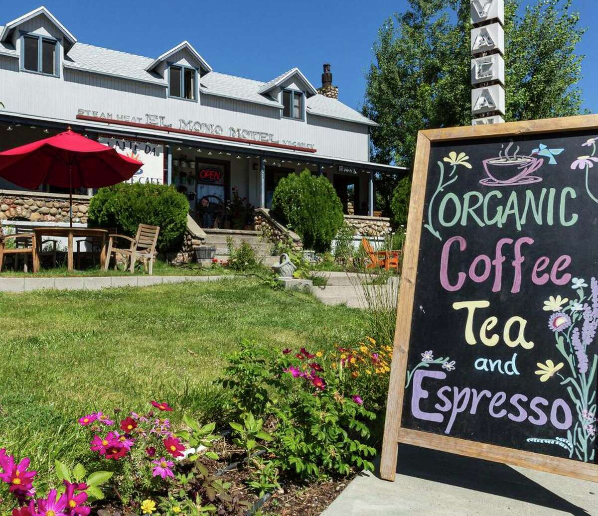 California Road Trip Explore the Eastern Sierra along Highway 395