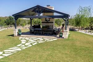 Basic New Braunfels yard transformed into drought-tolerant oasis
