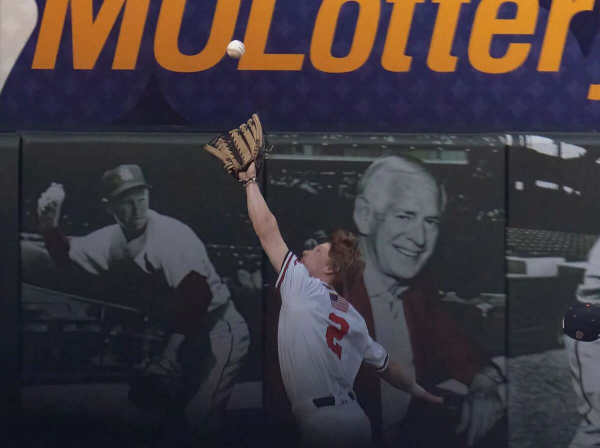 Hardy Makes Jim Edmonds-Like Spectacular Catch In Annual Game At Busch  Stadium, Roberson Also Makes Big Catch