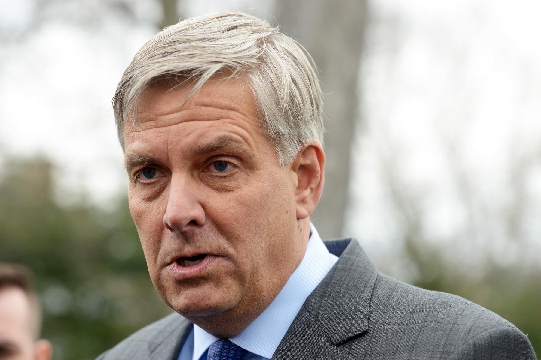 Bob Stefanowski would evaluate policy allowing trans athletes in girls' sports - Vimarsana News