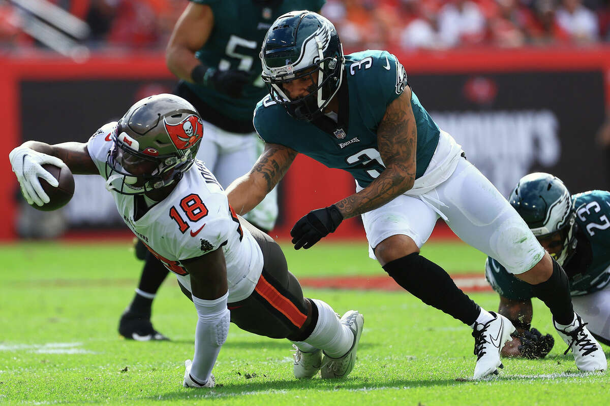 What's the Eagles' plan at slot cornerback ahead of the Buccaneers