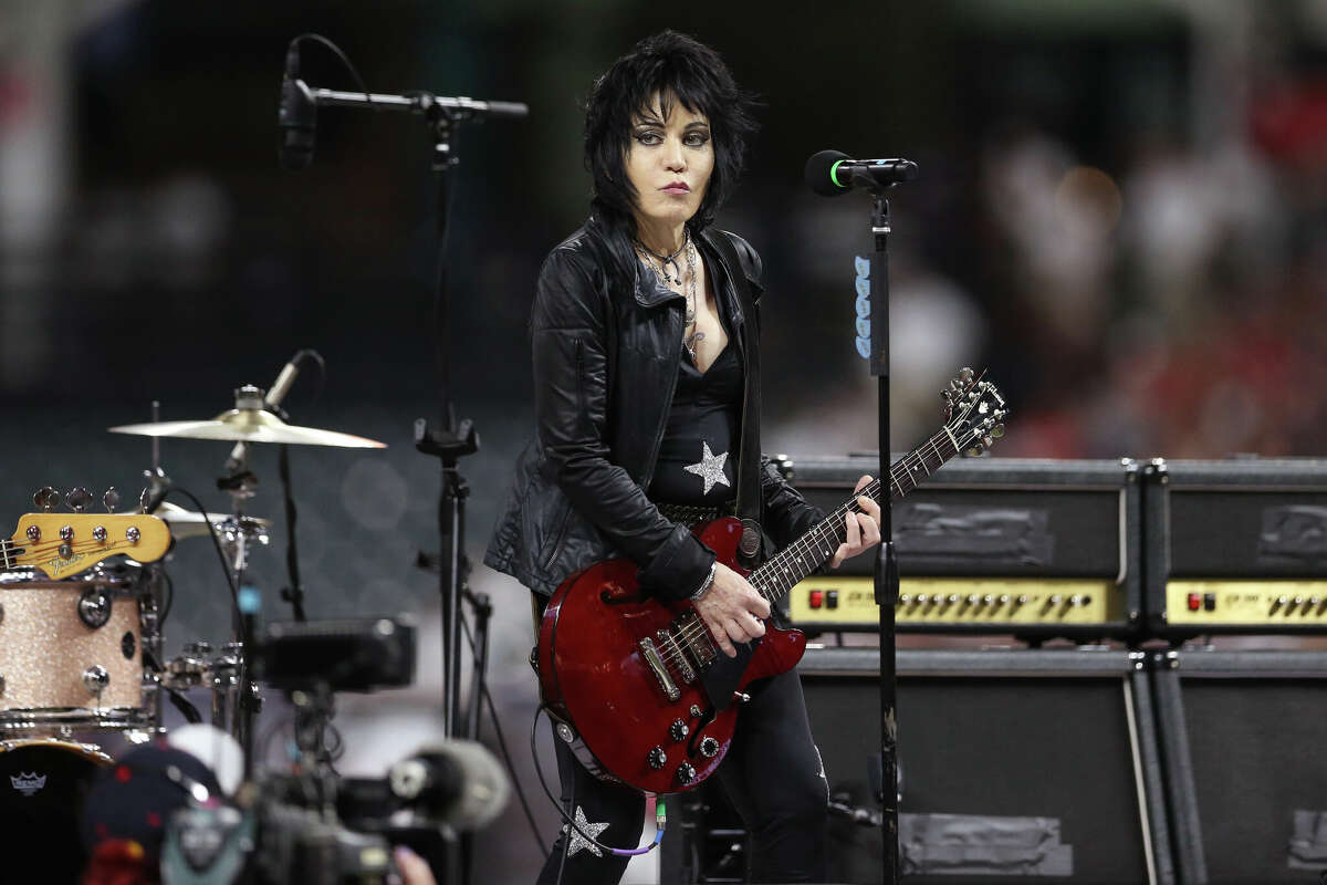  Joan Jett & the Blackhearts perform on July 7, 2019 in Cleveland, Ohio. (Photo by Rob Tringali / Getty Images)