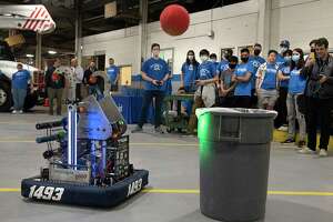 Albany High robotics team gets grand send-off for championships