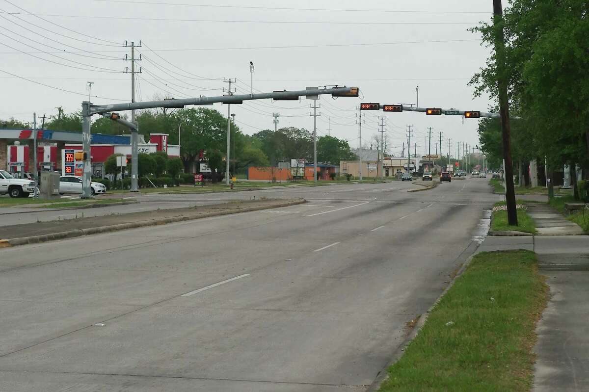 A Houston-Galveston Council of Governments study is examining safety and traffic issues on Pasadena area corridors including Southmore Avenue between Allen Genoa Road and Richey Street.