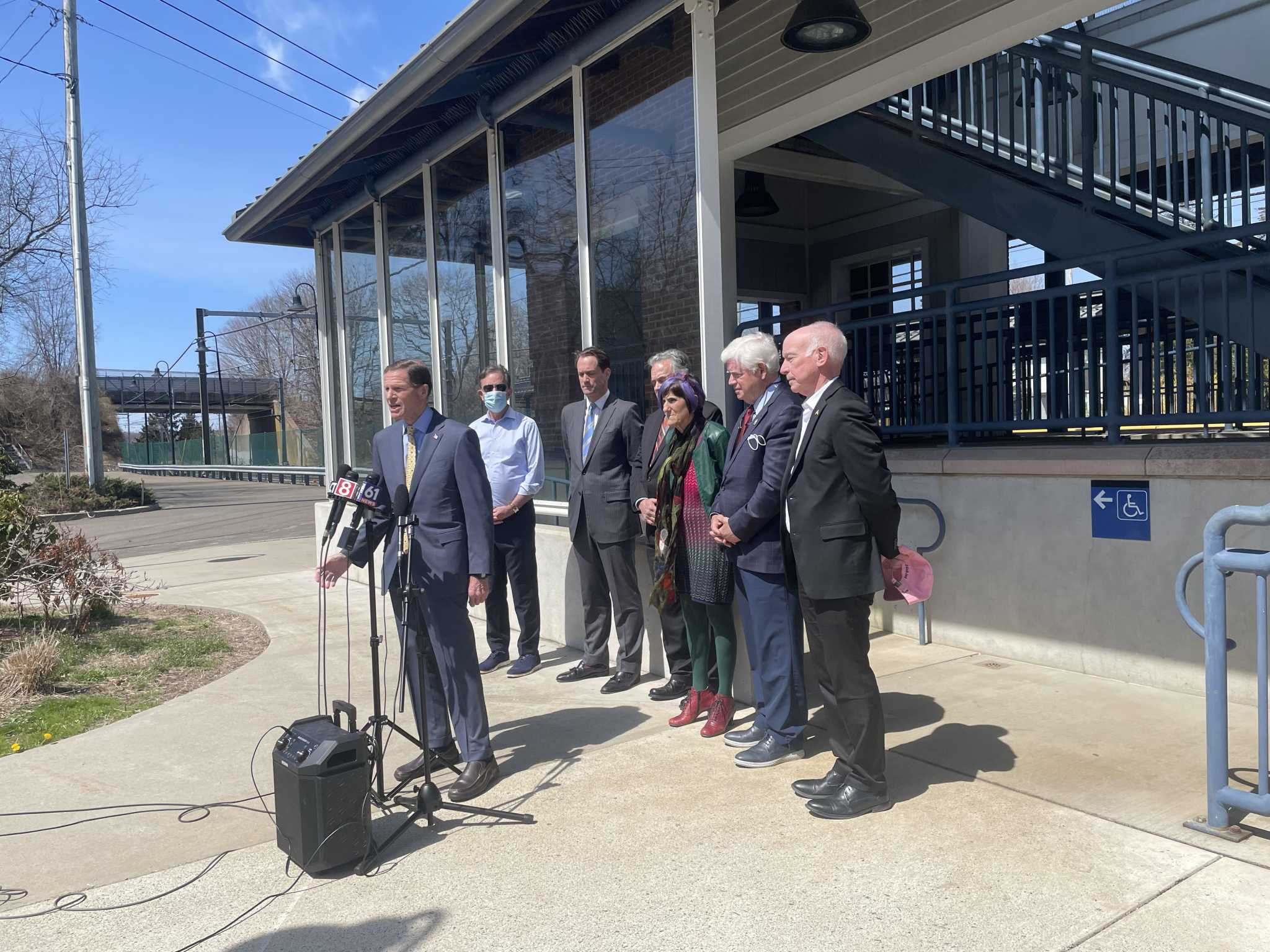 CT train riders are slow to return to Shore Line East, which is struggling to regain passengers in COVID era - Vimarsana News