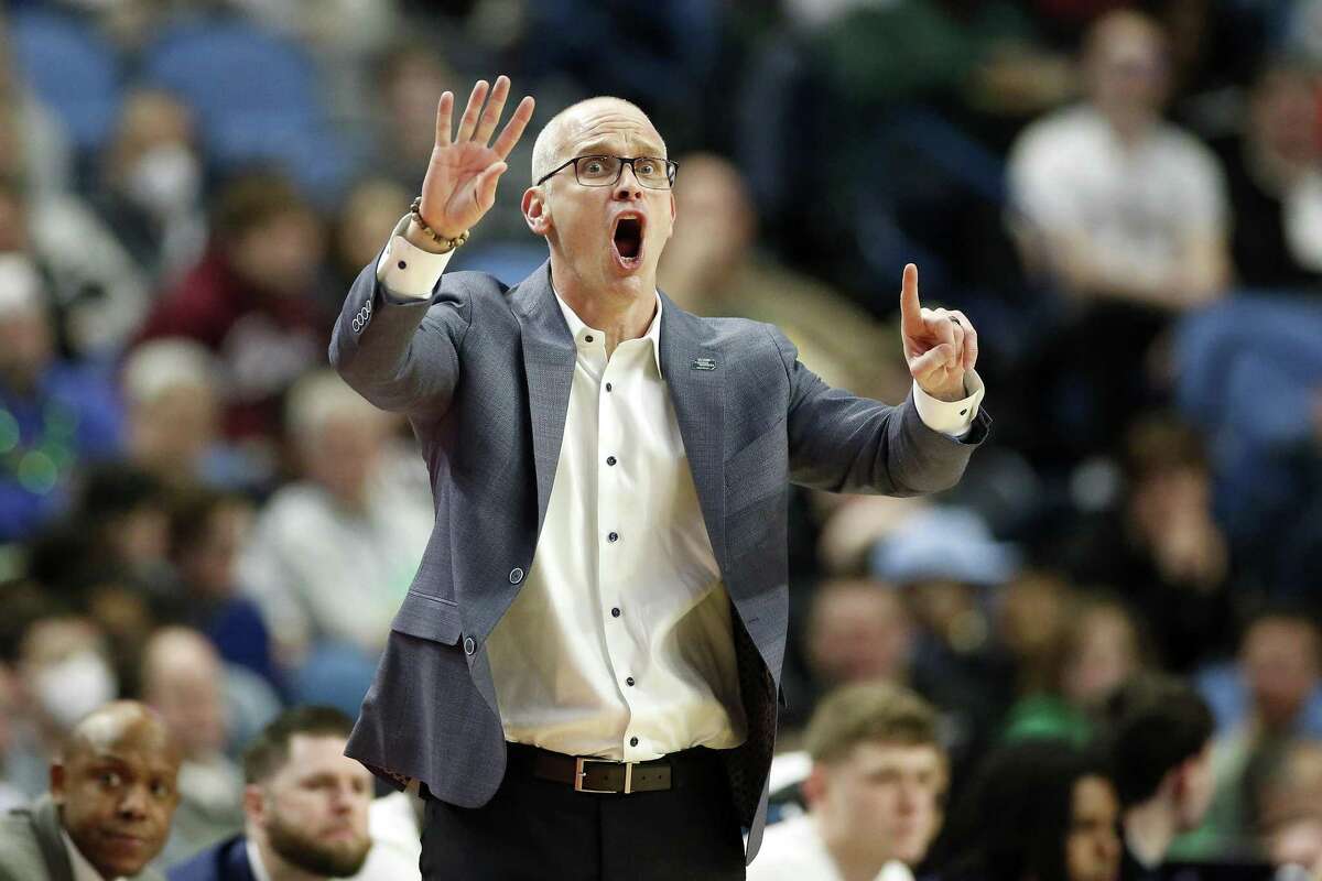 BUFFALO, NEW YORK - MARCH 17: Head coach Dan Hurley of the Connecticut Huskies reacts against the New Mexico State Aggies during the second half in the first round game of the 2022 NCAA Men's Basketball Tournament at KeyBank Center on March 17, 2022 in Buffalo, New York. (Photo by Joshua Bessex/Getty Images)