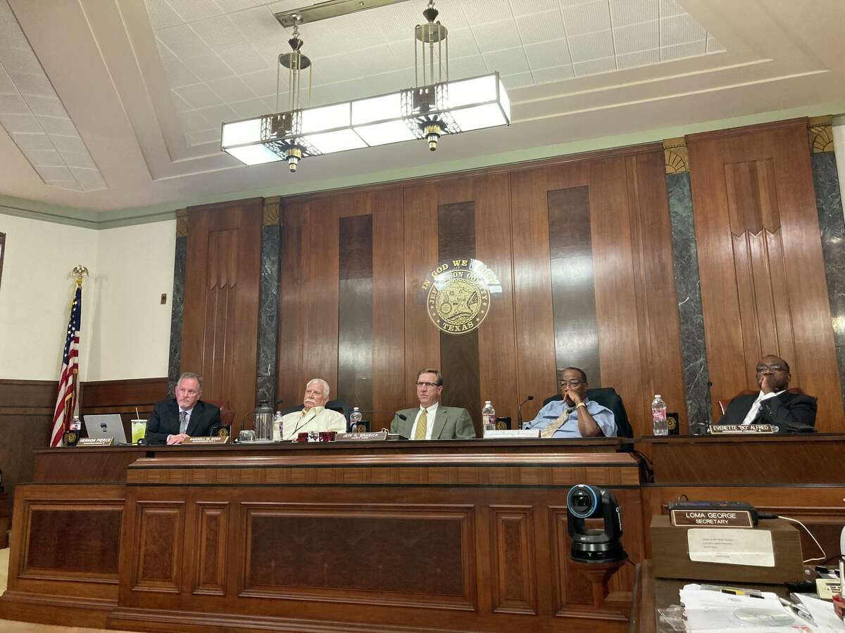 Ford Park general manager Claudio Oleveira and Oak View Group Vice President of Business Development Tom McDonnell spoke to the Jefferson County Commissioners Court Tuesday about the future of Ford Park’s contract, which is due to expire at the end of September. 