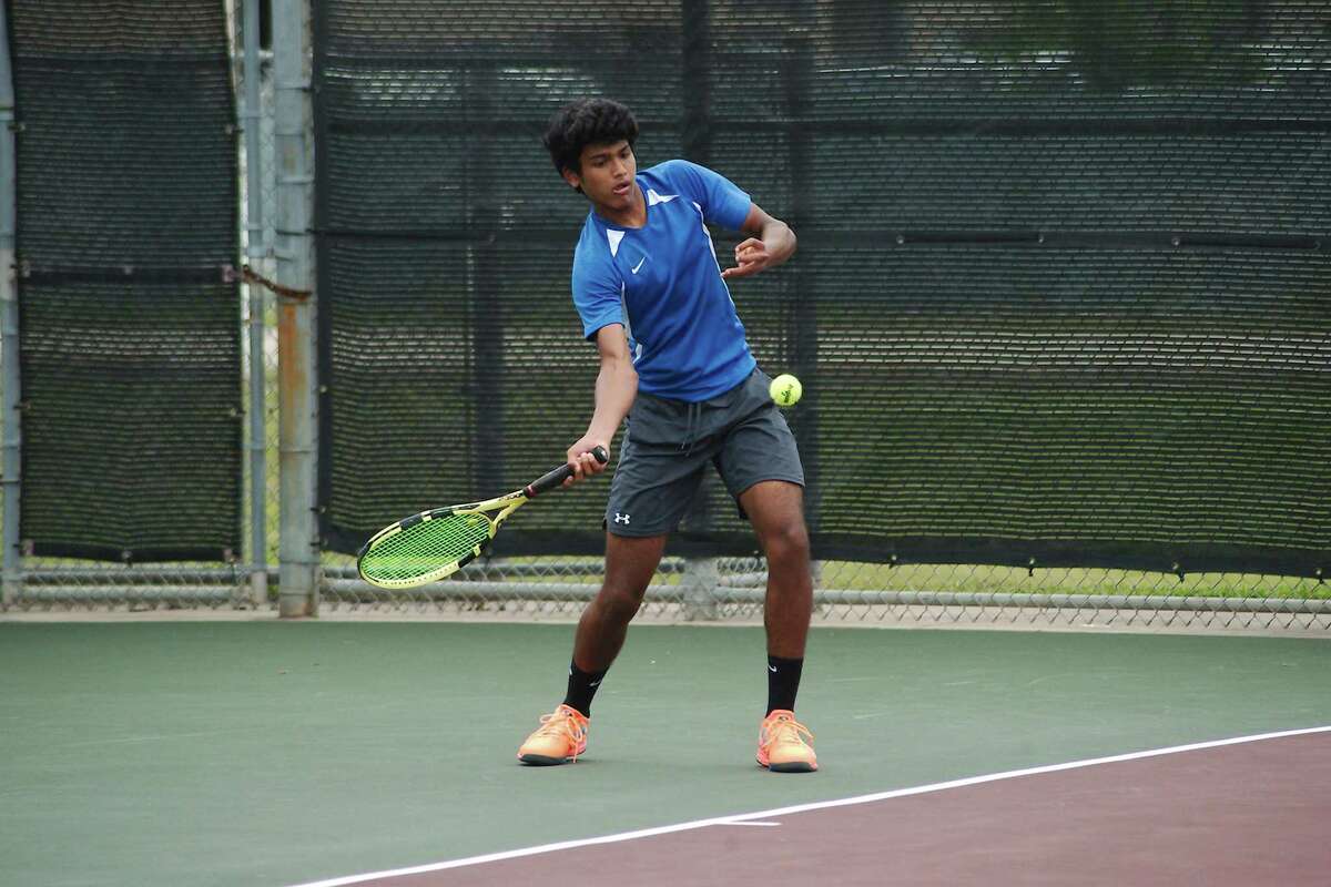 Clear Springs' Roshin Kamath partnered with Allison Schwartz to win the Region 3-6A mixed doubles title on Wednesday