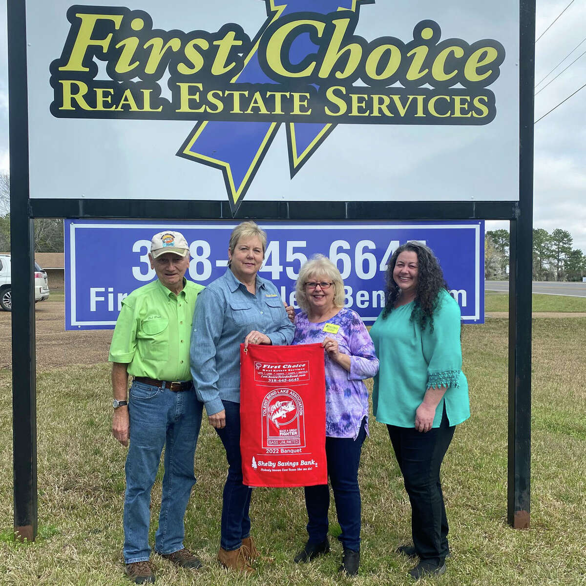 First Choice Real Estate Services is a co-sponsor of the fishing towels.  Pictured is TBLA BU Coordinator Ted Dove with Owner/Broker Dayna Yeldell, Teresa Moreau and Karen Harrison.
