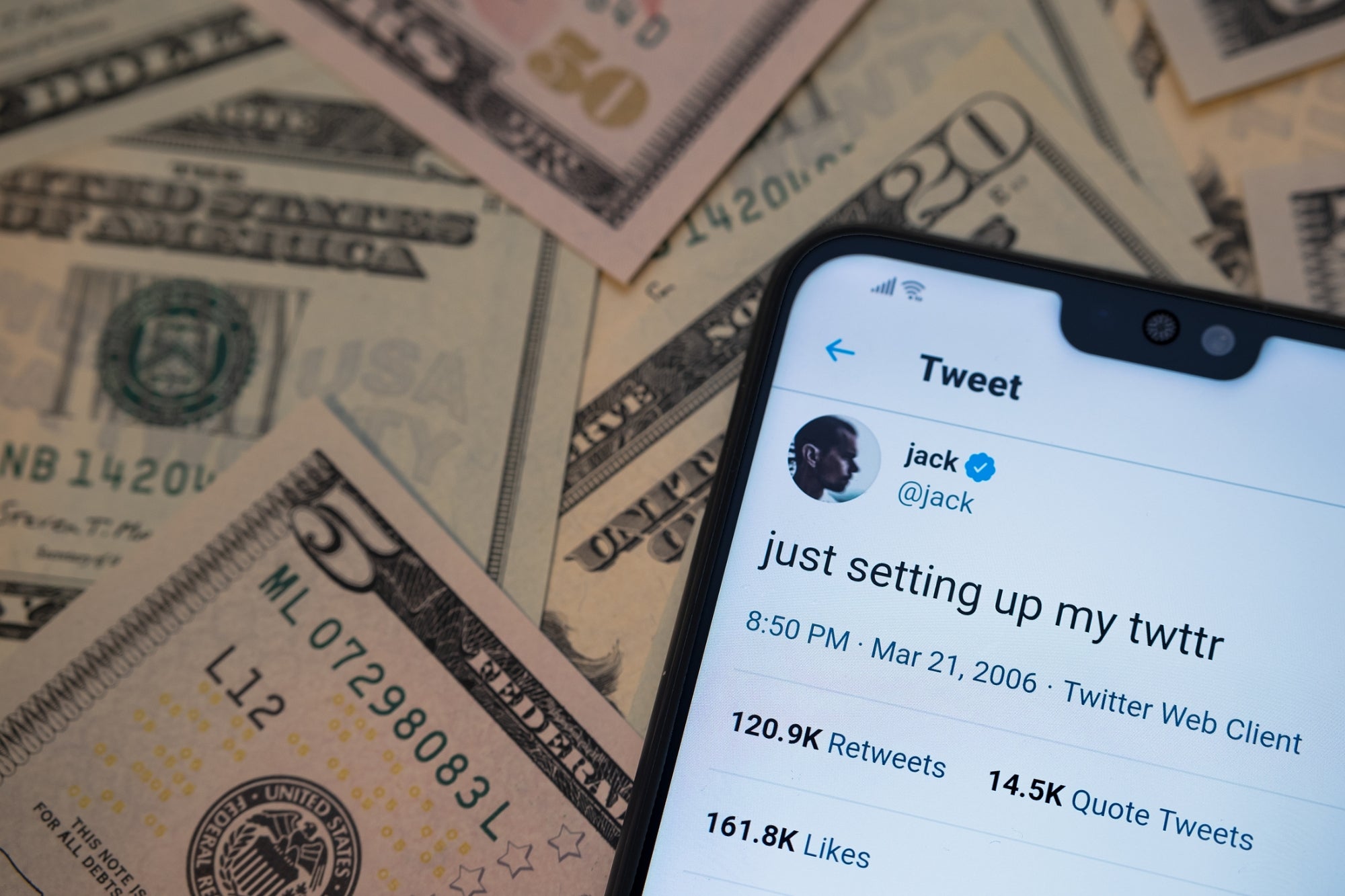 This crypto entrepreneur bought an NFT for $2.9 million, expected to sell it for $48 million, and was only offered a few dollars - Vimarsana News