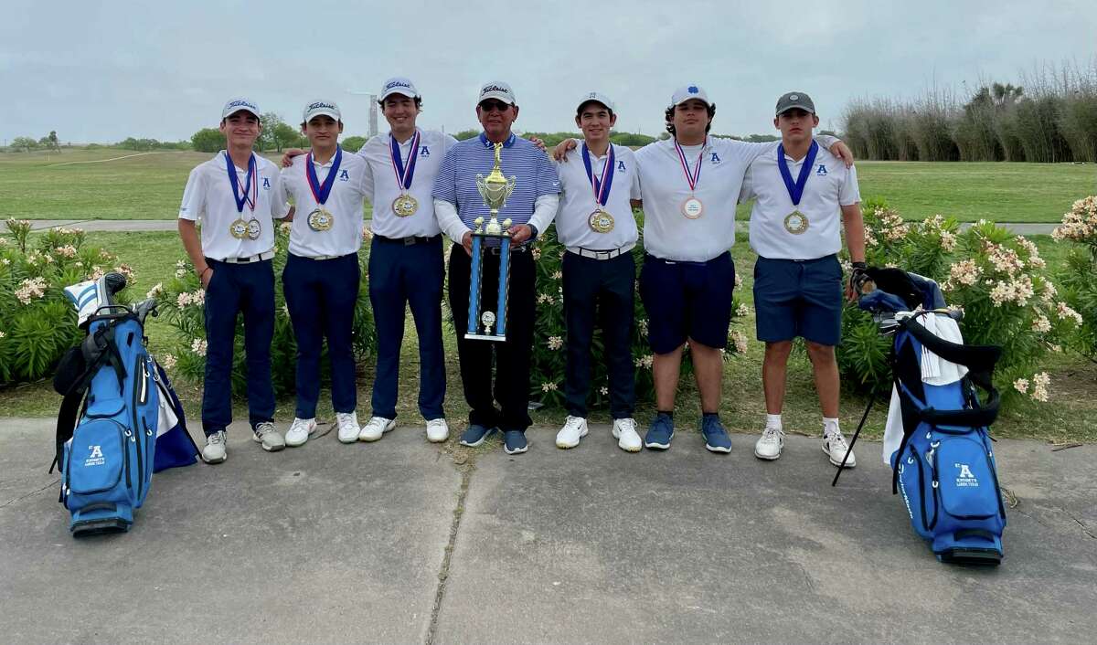 The St. Augustine golf team won its district meet on Monday.